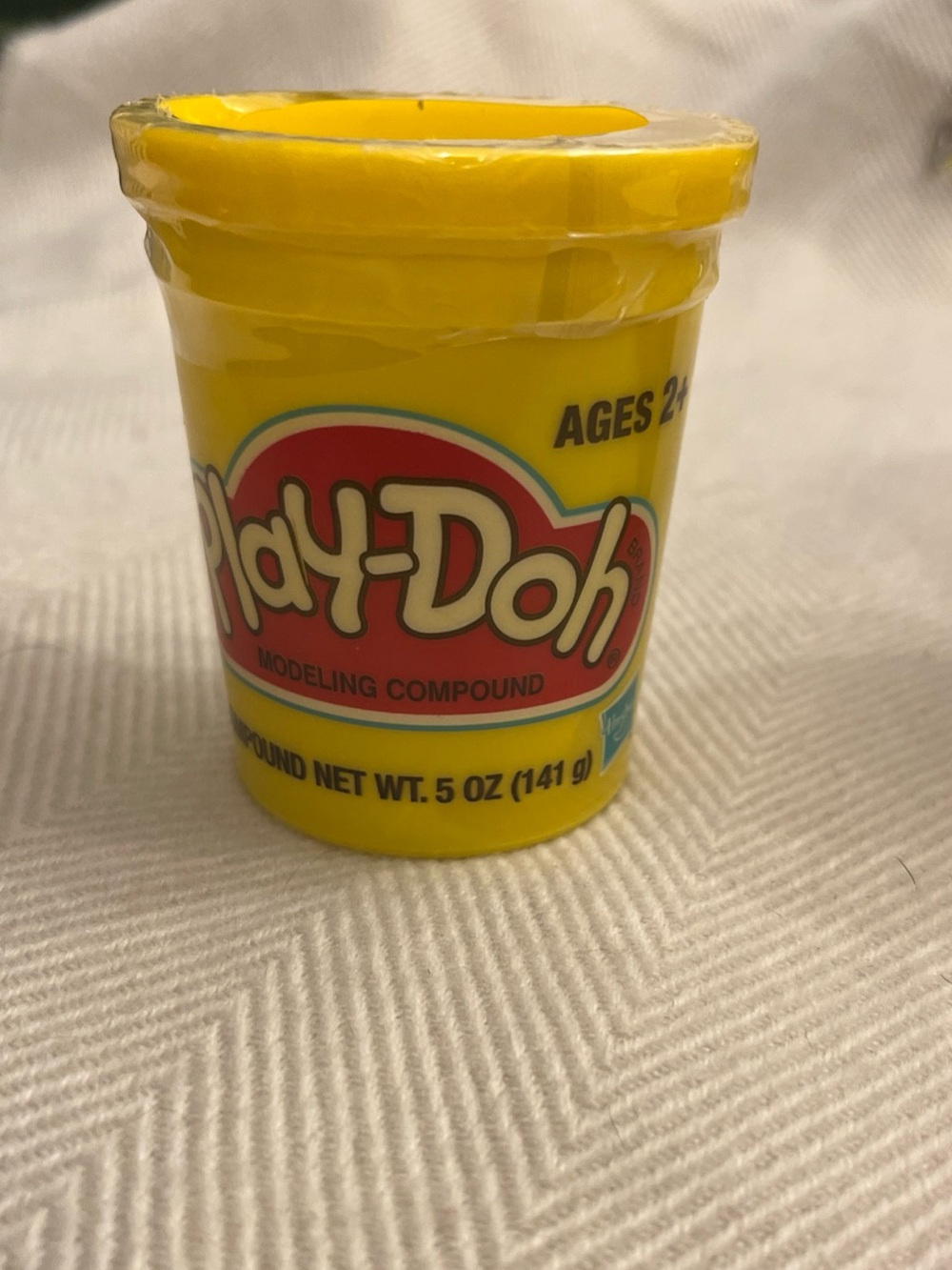 Hasbro Play-Doh Yellow 5 Oz Set Of 2 #23869 1 New And 1 Open
